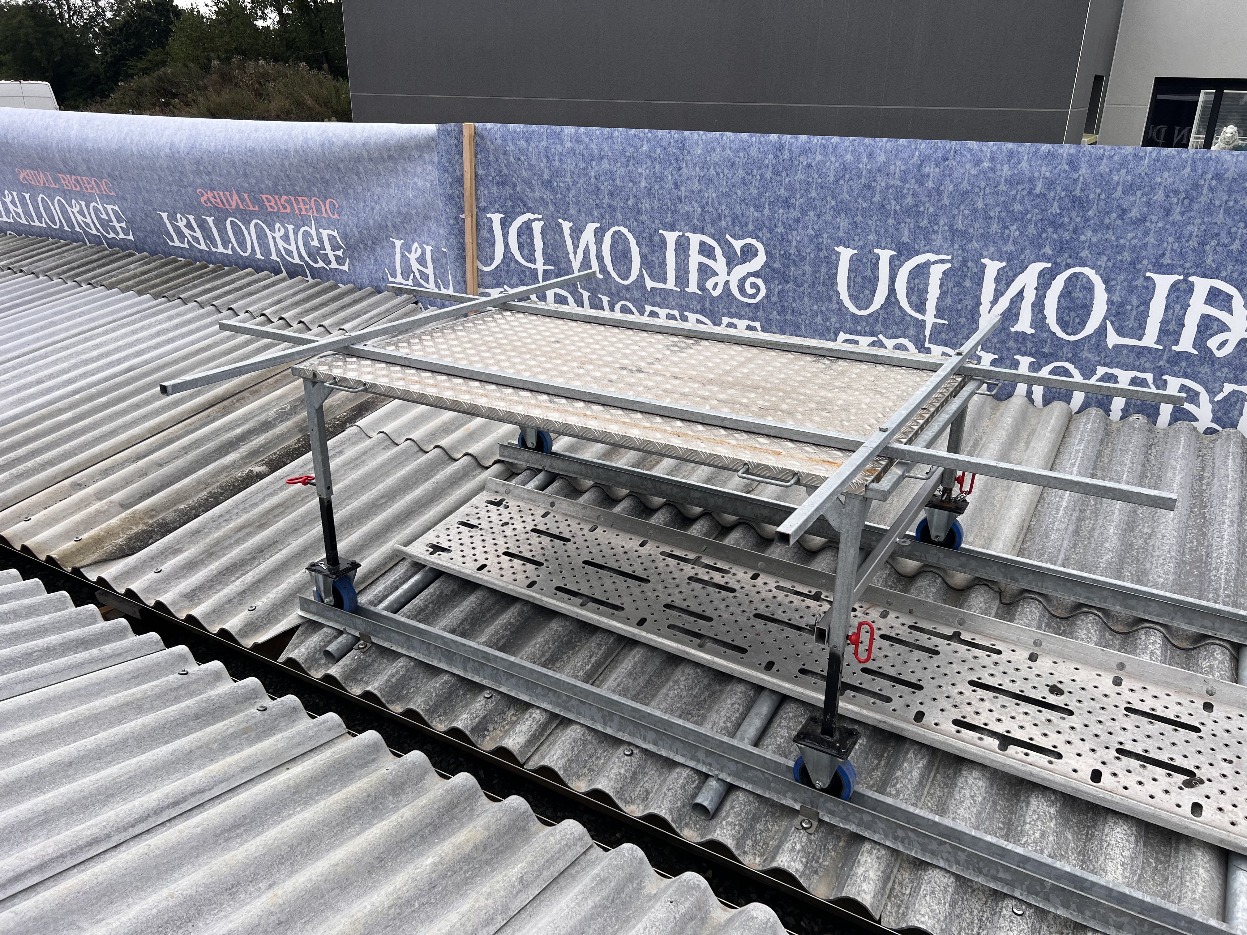 Option exutoire de fumée installé sur le chariot